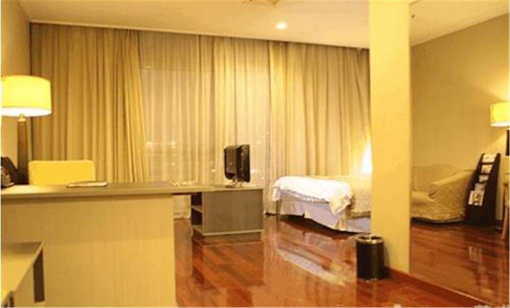 The Land 4* Shanghai