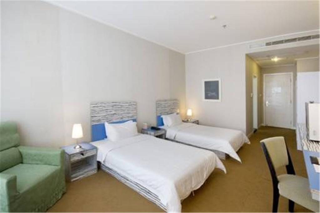 The Land Hotel 4*